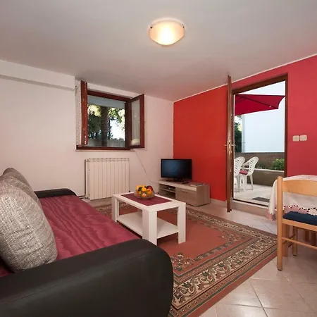 Mihaela Apartments Porec Exterior photo