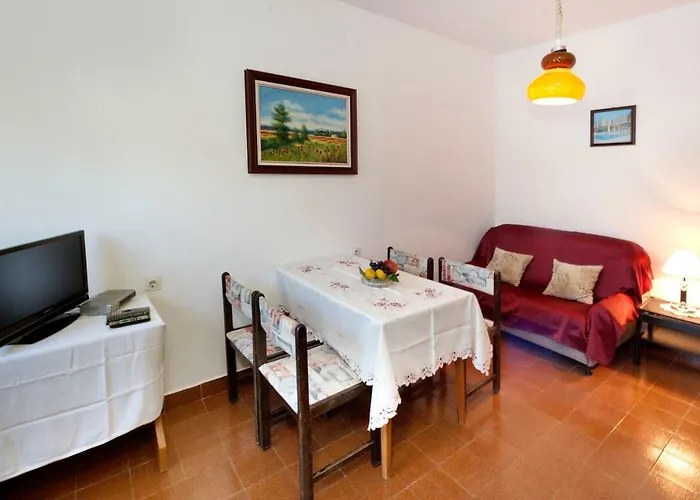 Mihaela Apartments